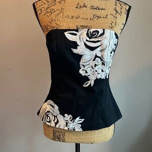 White House Black Market Black and White Floral Strapless Blouse